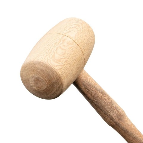 Martillo de madera pequeño