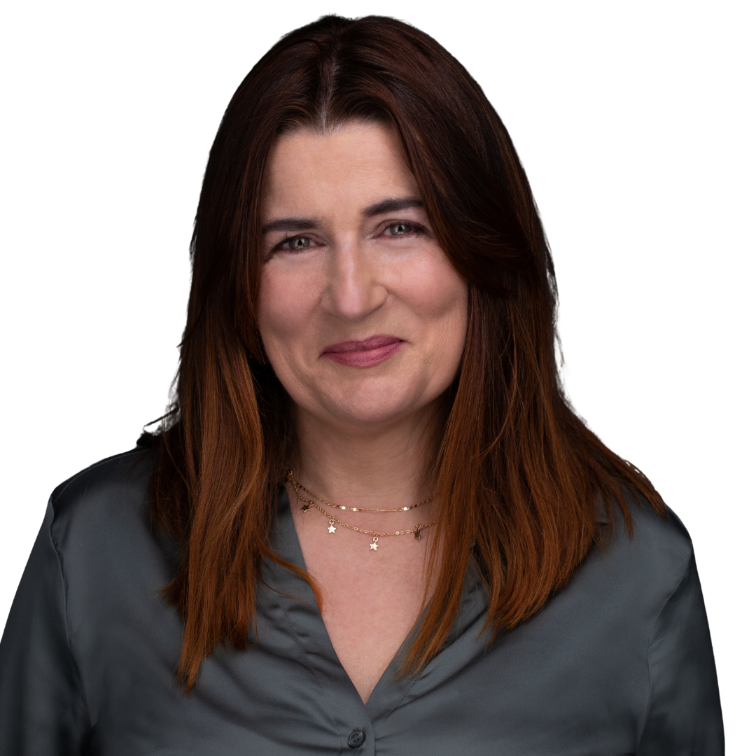 SILVIA - 52 años