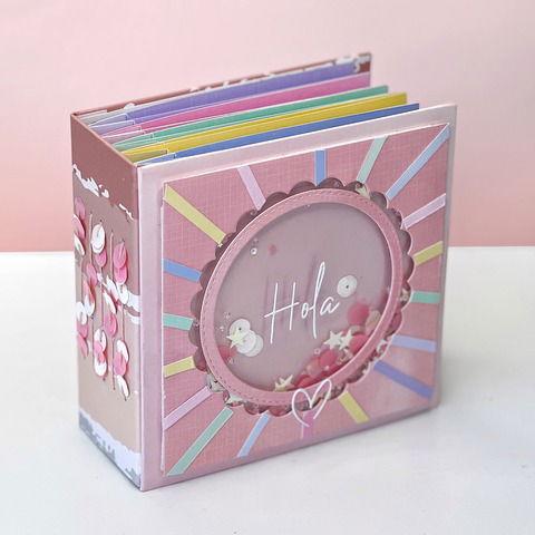 Album Hola con kit de materiales con envío gratuito en Argentina