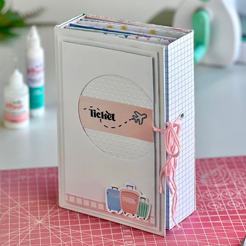 PREVENTA Album Ticket a la felicidad con kit de materiales