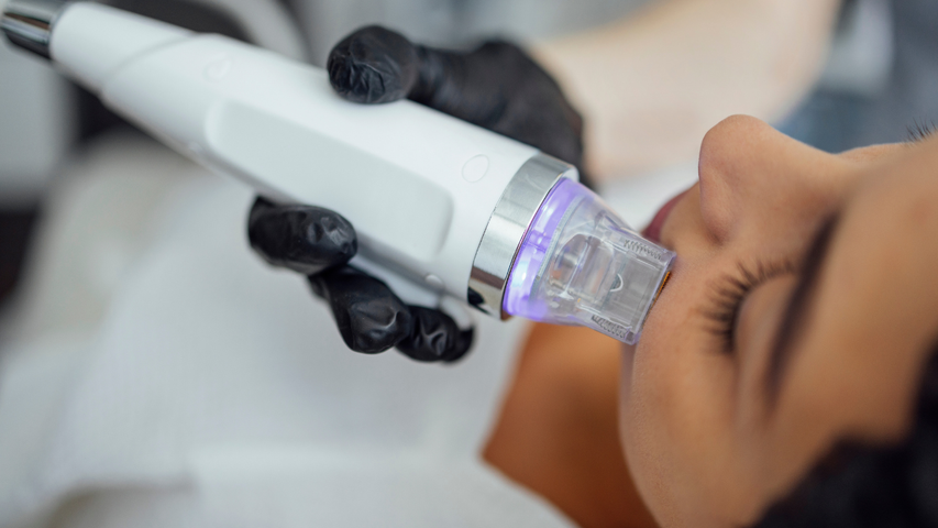 Cosmetología Facial con aparatología 