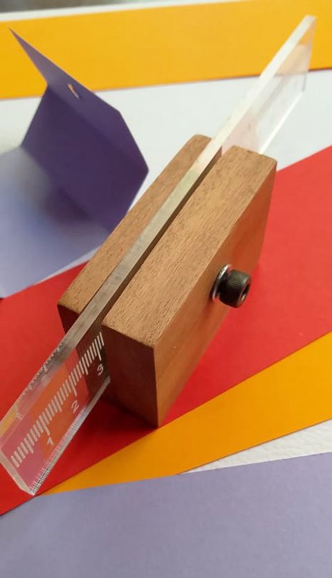 GRAMIL DE MEDICIÓN Y TRAZADO . Valor abonando con transferencia bancaria. 12 días hábiles de realización de las piezas. 