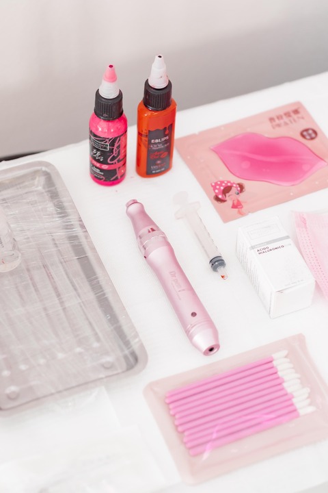 Curso Hidragloss de labios DERMAPEN ACIDO HIALURONICO Y COLOR