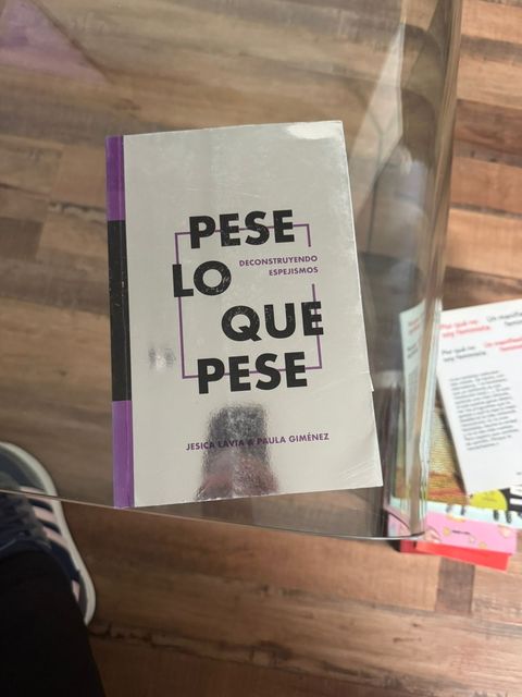 PESE LO QUE PESE