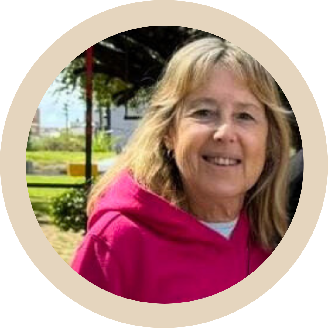 Nora Martelli  @noramar19