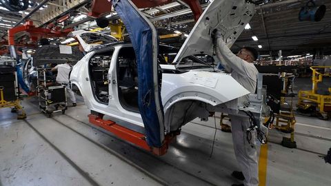 Stellantis anuncia millonaria inversión para fabricar el nuevo Peugeot 2008 en Argentina