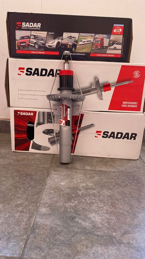 Kit 2 Amortiguadores Sadar Delantero P/ Fox / Suran 