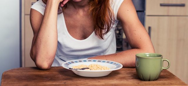 ¿Por qué no tengo hambre por la mañana?