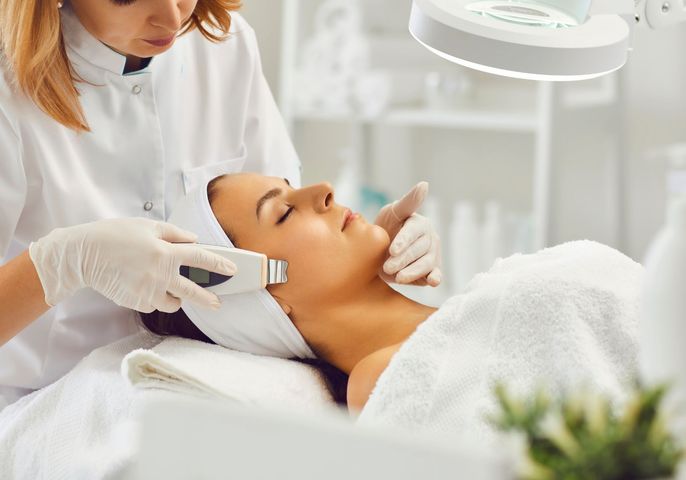 La Ciencia de la Piel: Protocolos Clínicos para la Preparación, Limpieza y Cuidado Facial