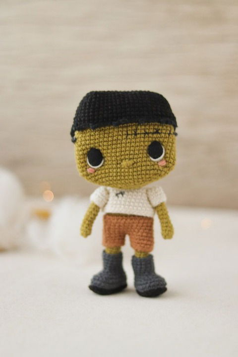 Frankie Amigurumi 2D -