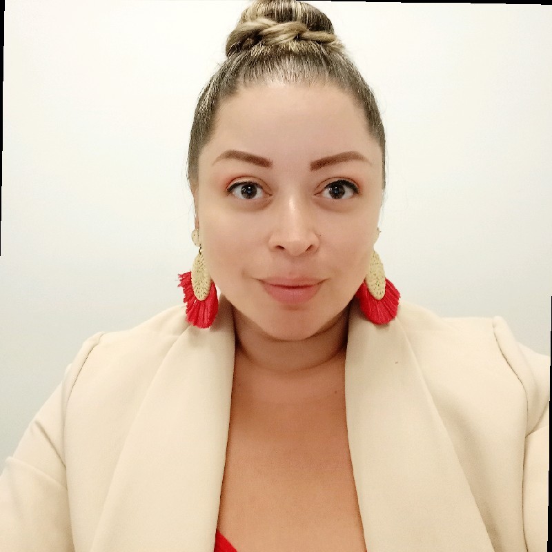 Jackeline Pulgarin - Gerente comercial en Horizon Auto Logistics empresa global de logística automotriz.