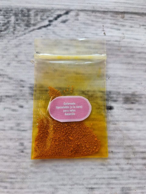 Colorante liposoluble la cera para velas de soja - Amarillo 