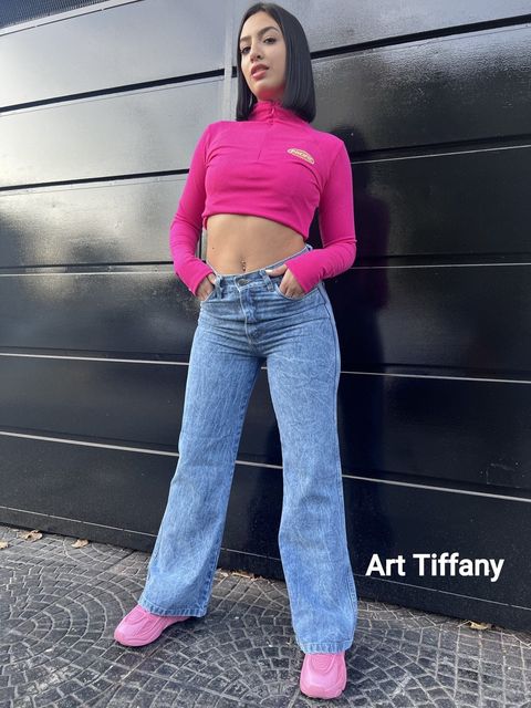 Art. Tiffany