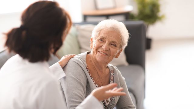 La técnica de la reminiscencia: Por qué conocer la historia del residente
