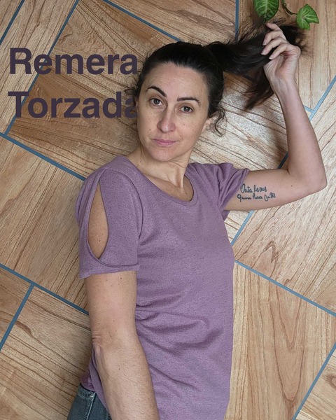 Remera Torzada