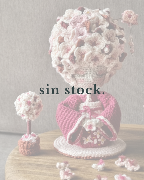 Mini Victoriana Sakura (14cm)