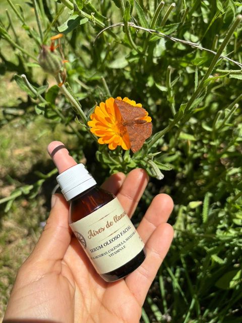 SERUM FACIAL OLEOSO REGENERADOR ~CALMANTE~Pieles normales a secas/dañadas
