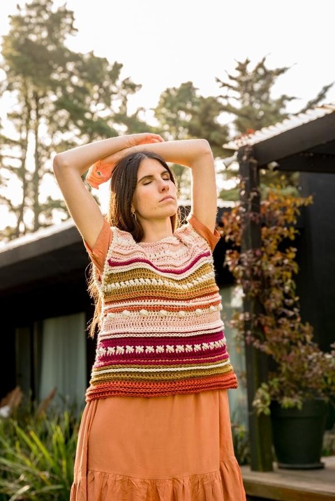 CAL JULIO 2025 CHALECO/SWEATER REVERSIBLE