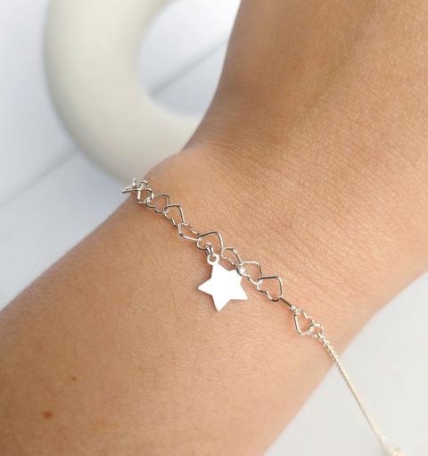 Pulsera mini corazones y estrella