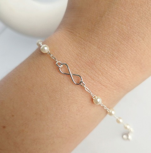 Pulsera Perlas españolas e infinito