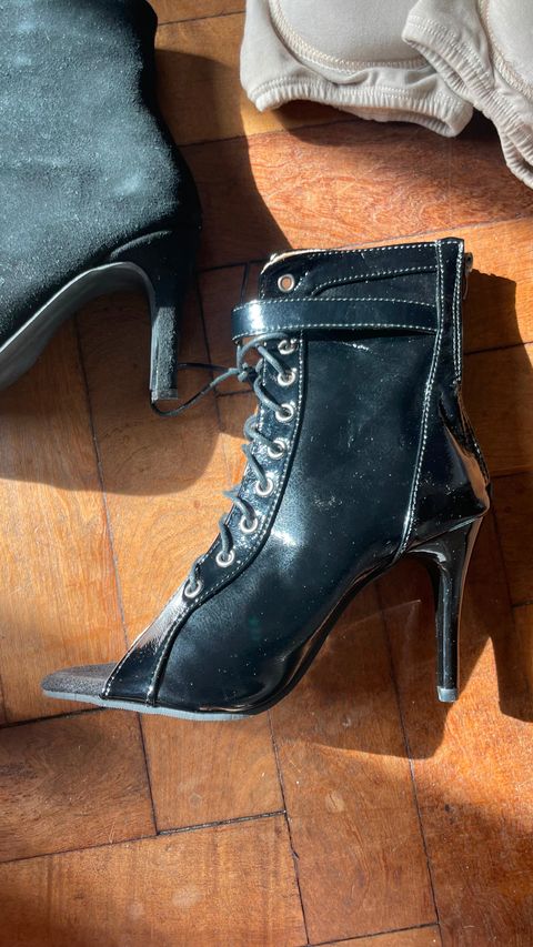Heels charol