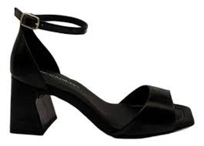 SANDALIA NEGRA CON TOBILLERA