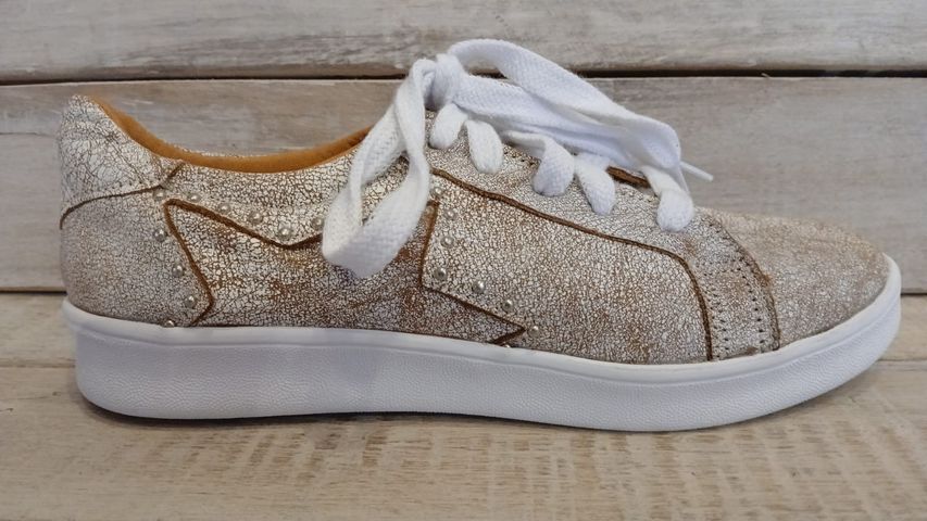 ZAPATILLAS DE CUERO OLA