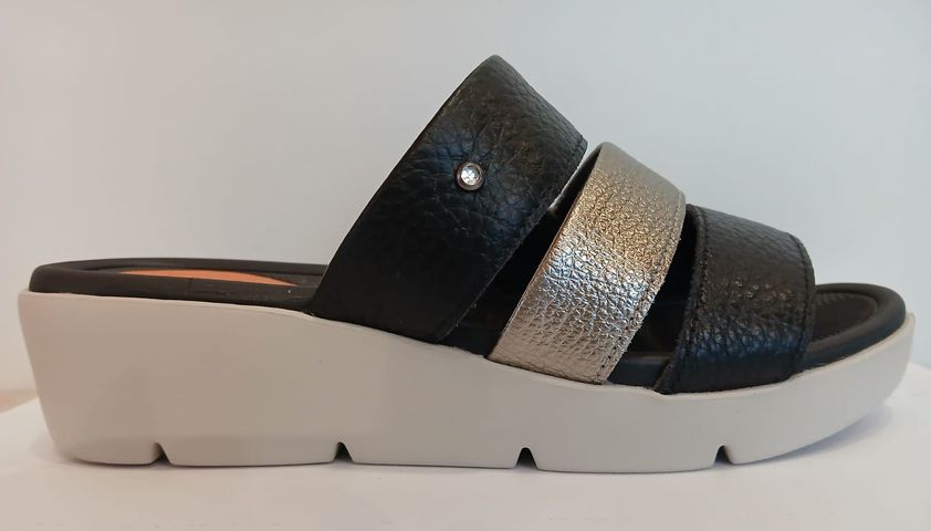 SANDALIA CON TIRAS USAFLEX