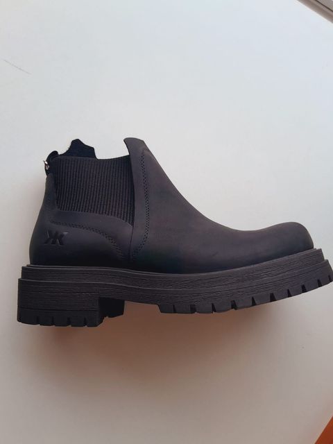 BORCEGO ELYON NEGRO