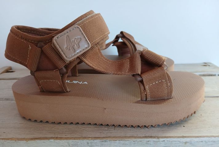 OJOTA ARAQUINA CHOCOLATE