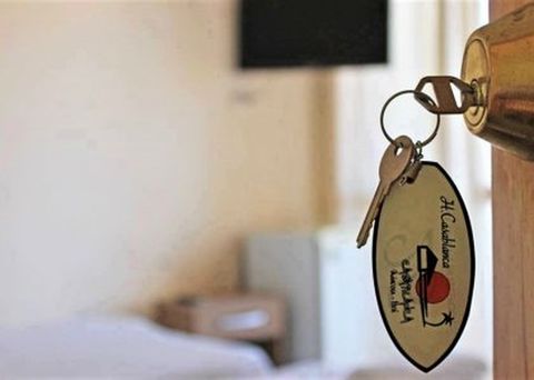 Hotel Casablanca: Hospedaje y buenas vibras en el corazón de Máncora (Perú)