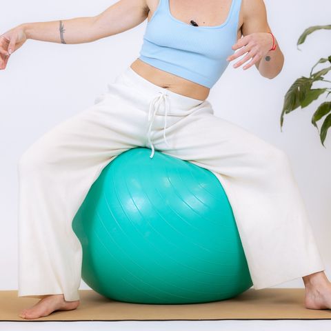 4 Posiciones que ayudan abrir tu pelvis