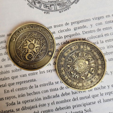 Amuleto moneda zodiacal