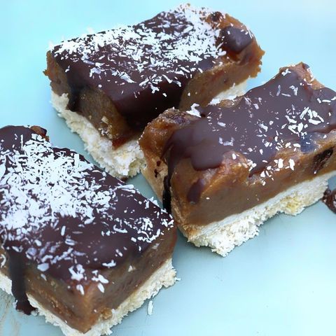 Barras de Coco, Dátiles y Chocolate