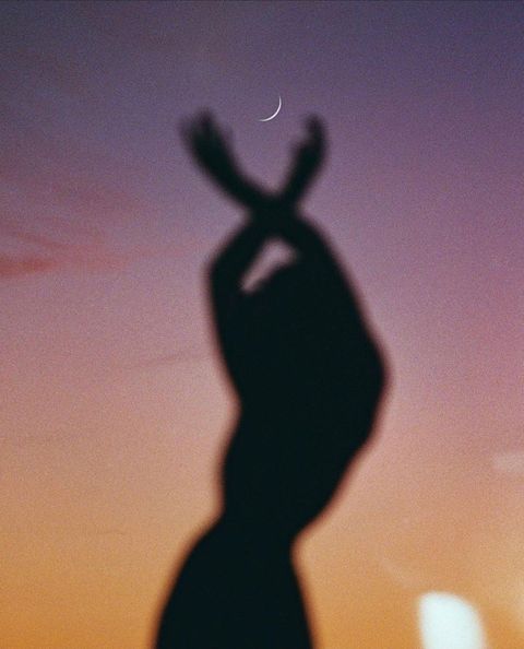 El Universo Lunar: Vulnerabilidad, Deseo y Amor