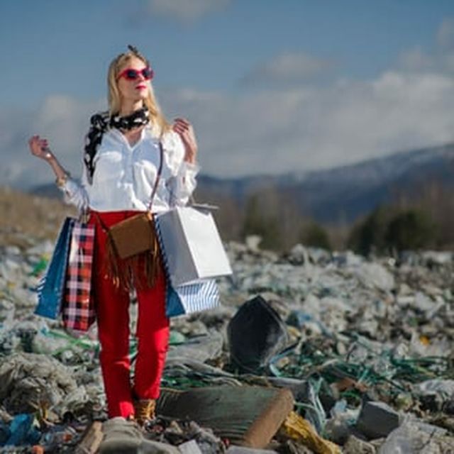 Fast Fashion y el Daño a las Industrias Locales