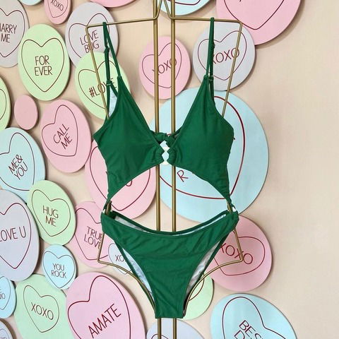 Bikini verde con argolla talla L