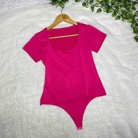 Body fucsia talla plus