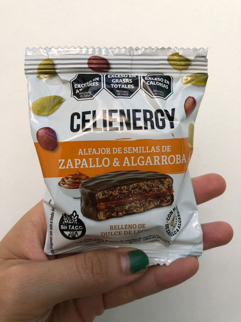 Alfajor de Chocolate y Dulce de Leche, algarroba y zapallo Sin Gluten Celienergy