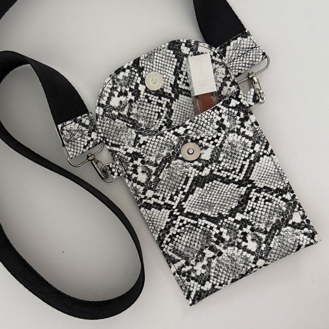 carterita Sole tipo bandolera en PU