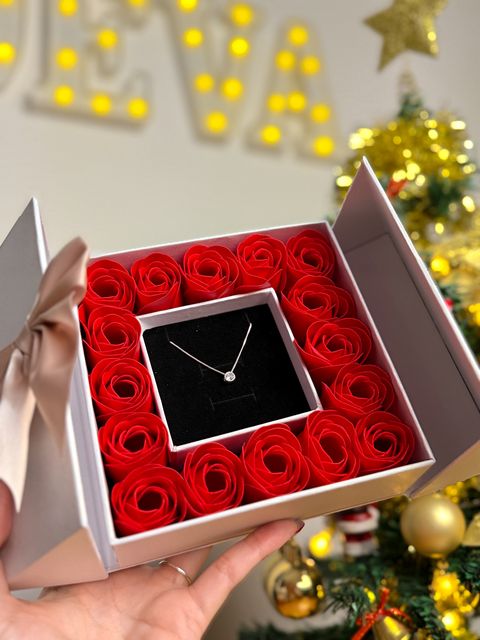 Box Roses Premium