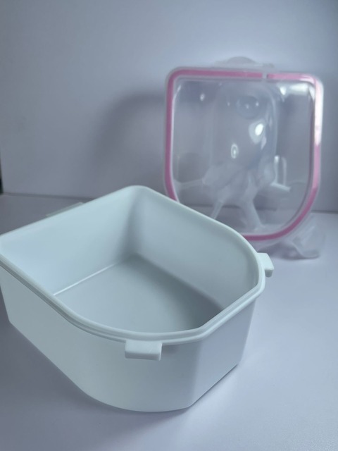 CONTENEDOR DE MANICURE PARA REMOCION DE PRODUCTO 