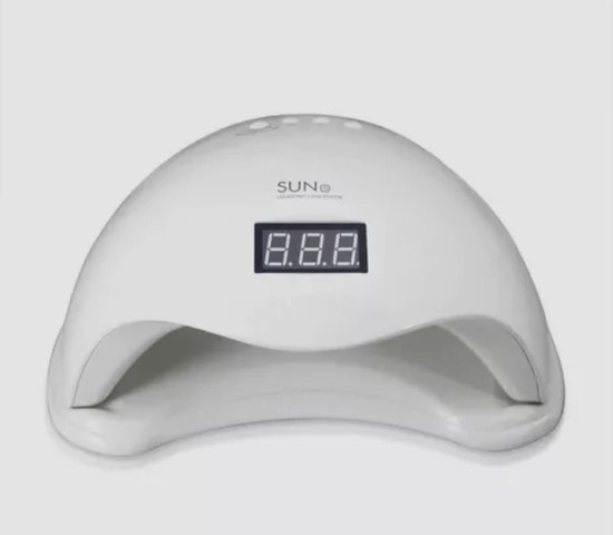 AGOTADO. LAMPARA MANICURE 36 W