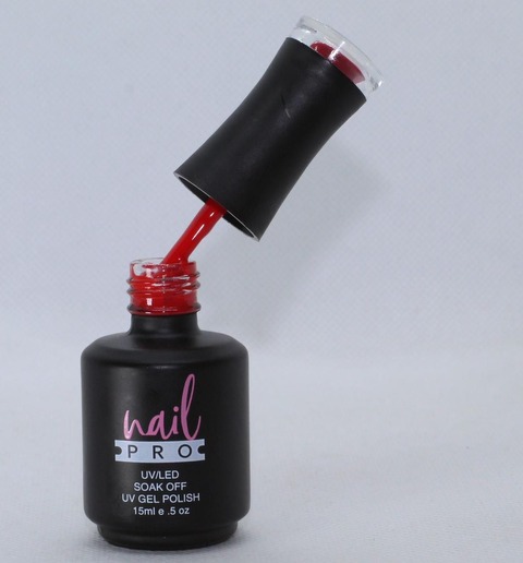 ESMALTE NAIL PRO 15ML. X066 ROJO INTENSO 