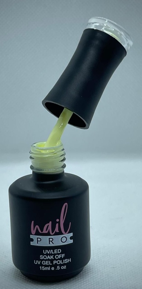 ESMALTE NAIL PRO 15 ML. X232 VERDE AMARILLO PASTEL