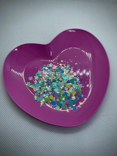 PLATO CORAZON FUCSIA 