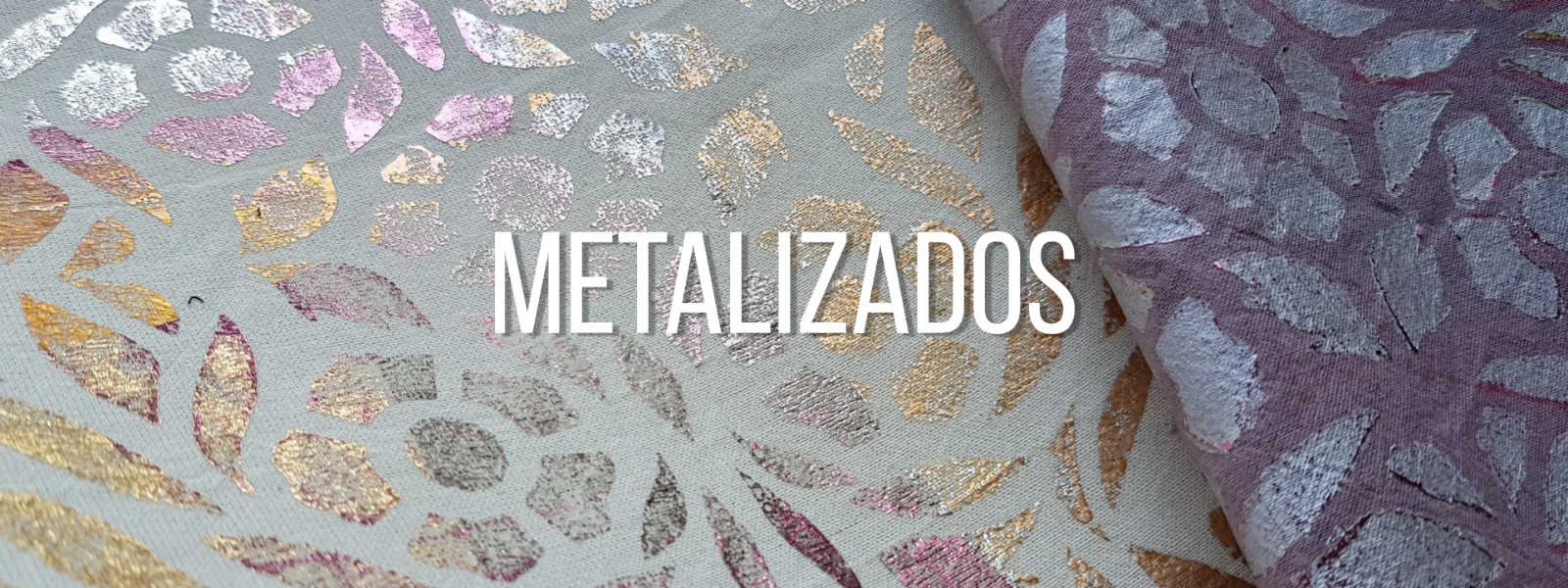 Guía de estampación metalizada textil y aplicación de foil. Recetas caseras y métodos fáciles para estampar brillos dorados y metalizados duraderos en tela.