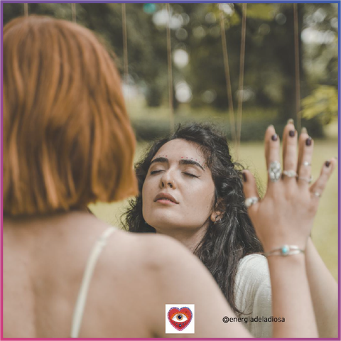 Guía de Espacios Sagrados con Consciencia de Energía Femenina y Cacao Medicinal