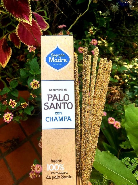 Sahumerios Naturales de Palo Santo con Champa