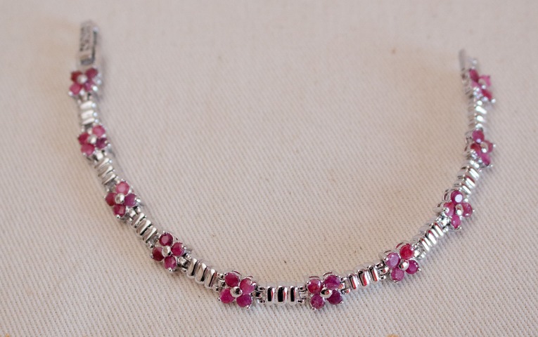 Pulsera de plata con piedra semi preciosas